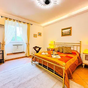https://giardino-degli-aranci-lulus-home.it-romehotels.com